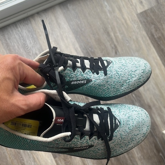 Brooks Women's Mach 19 Spikeless Track Running Shoes size 9.5 sneakers - Picture 11 of 12